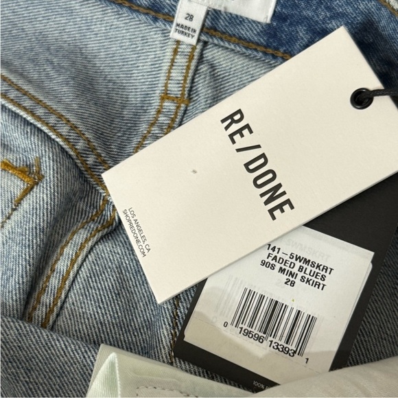 RE/DONE 90s Mini Skirt in faded blues denim Size 28/6 Celeb style alert - Picture 7 of 9